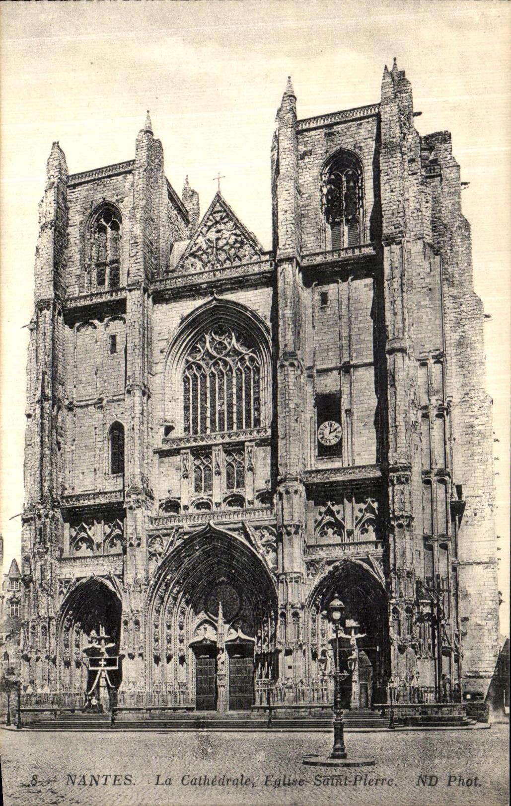 CPA Nantes La Cathedrale Eglise Saint Pierre 