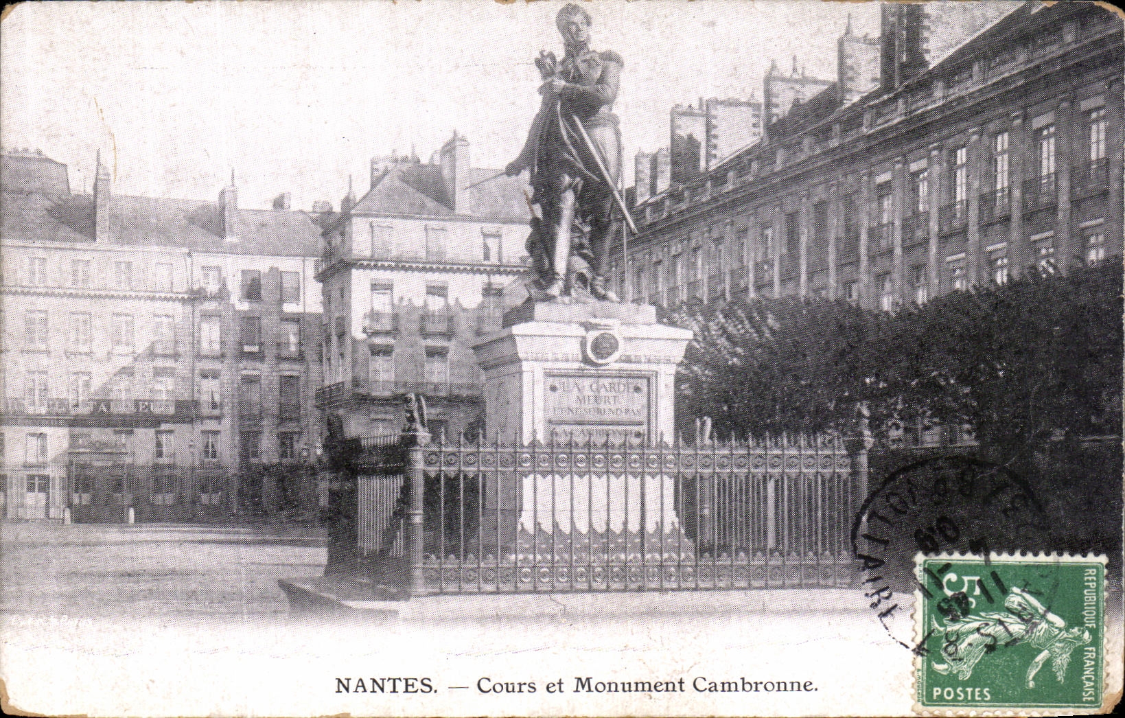 CPA Nantes Cours et Monument Cambronne 