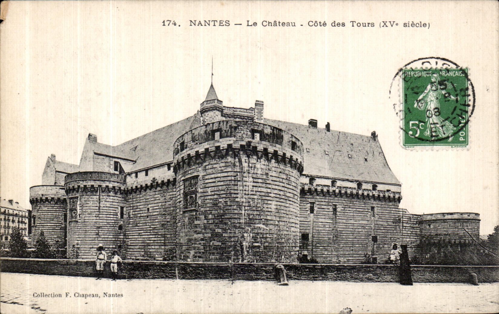 CPA Nantes Le Chateau Cote Des Tours 