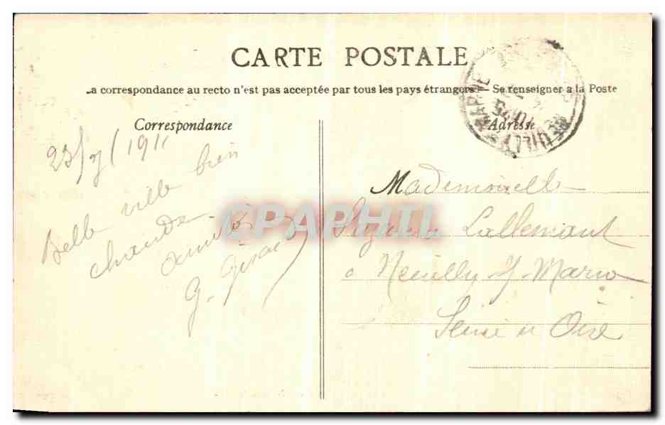 CPA Nantes Le Chateau Le Grand logis Cour  — Verso