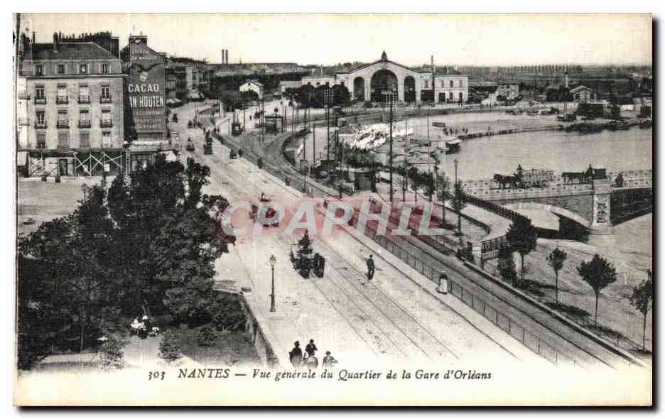 CPA Nantes Vue Generale du Quartier de la Gare d Orleans