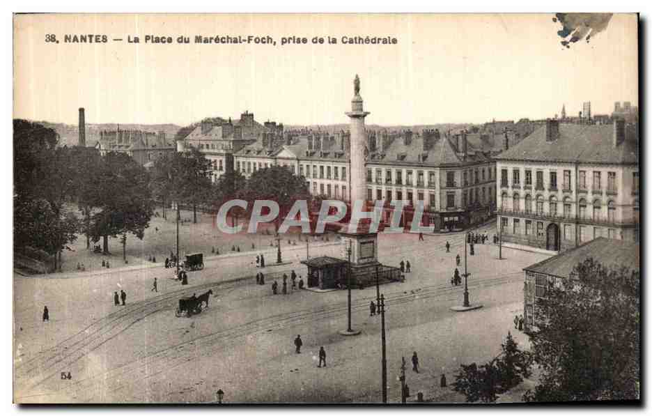 CPA Nantes La Place du Marechal Foch Prise de La Cathedrale