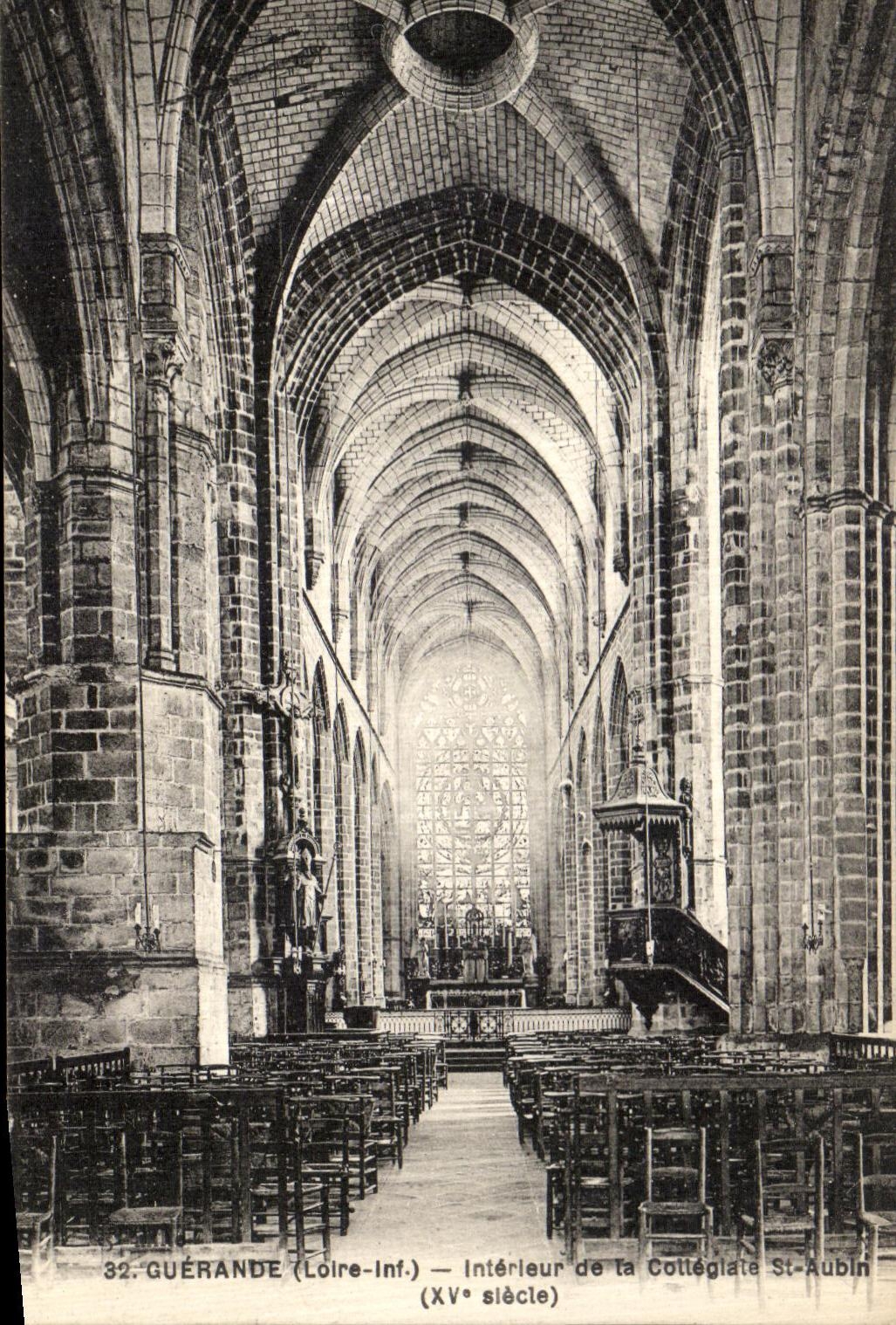 CPA Guerande Interieur de la Collegiale St Aubin 