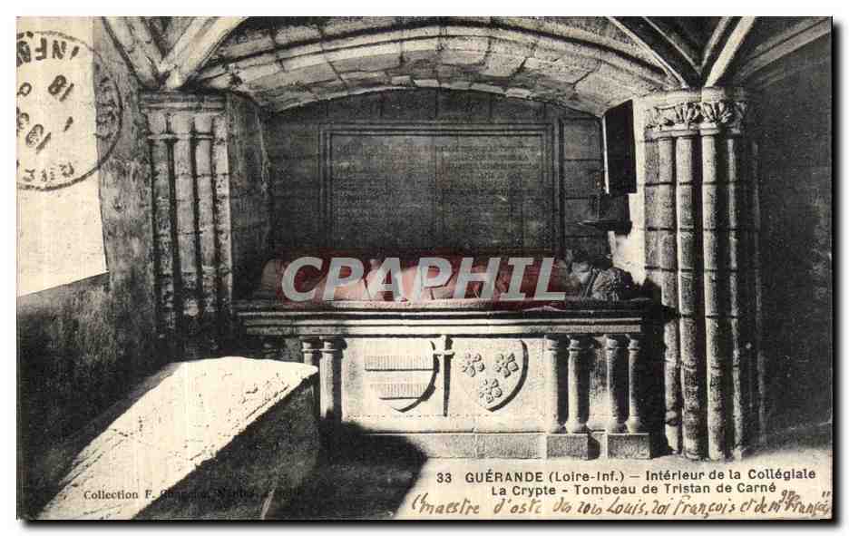 CPA Guerande Interieur de la Collegiale La Crypte Tombeau de Tristan de Carne 