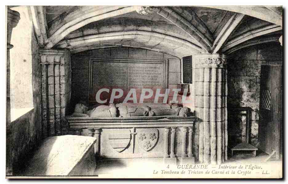 CPA Guerande Interieur De L Eglise Le Tombeau de Tristan de Carnet et La Crypte