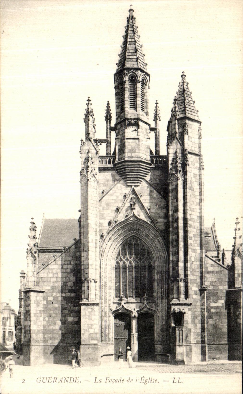 CPA Guerande La Facade De L Eglise 