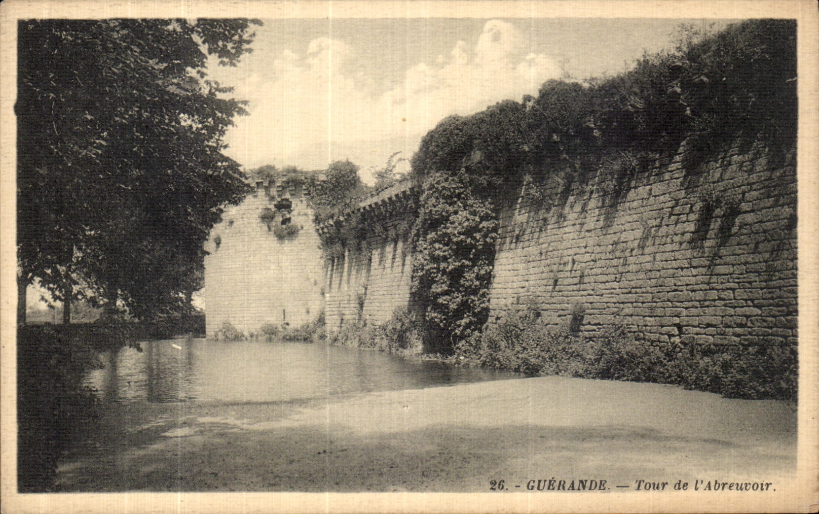CPA Guerande Tour de L Abreuvoir 
