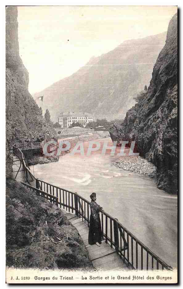 CPA Gorges du Trient La Sortie et le Grand Hotel des Gorges 