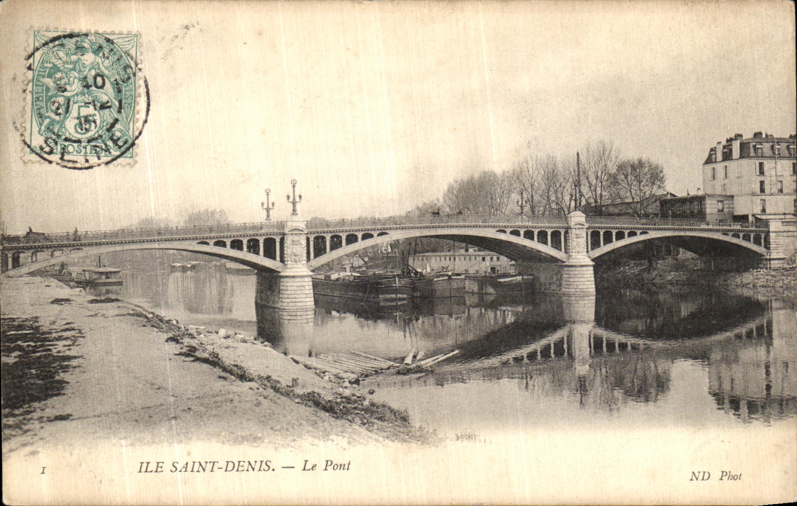 CPA L Ile Saint Denis Le Pont 