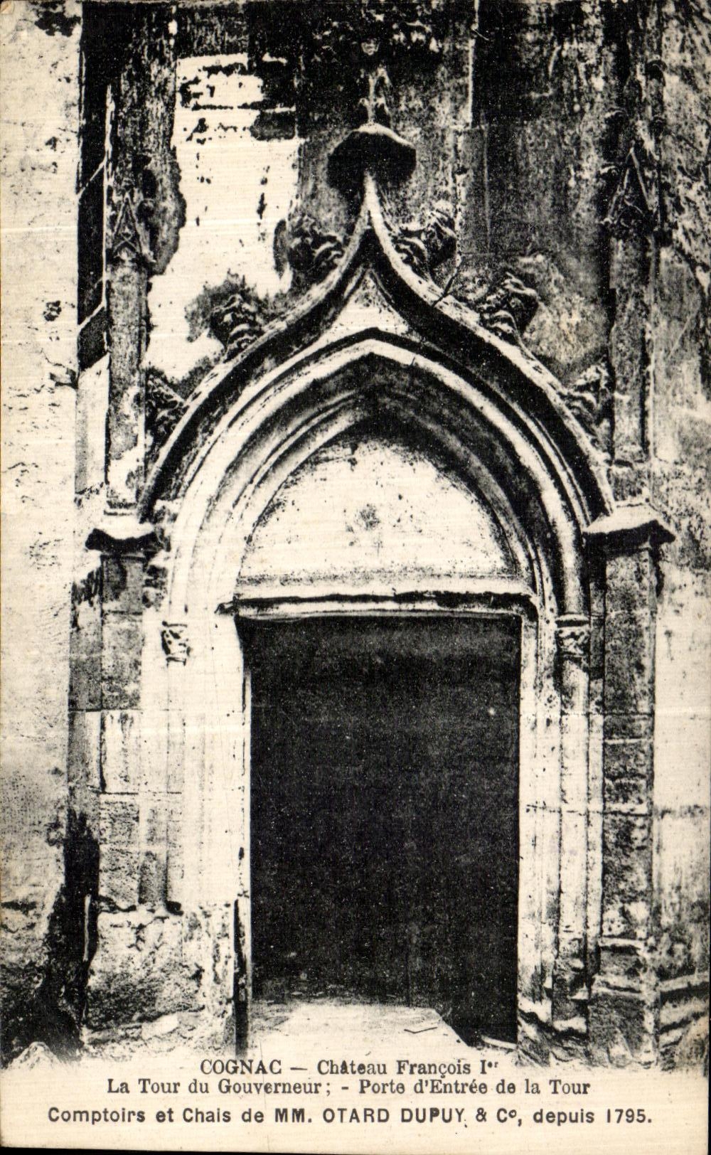 CPA Cognac Chateau Francois La Tour du Gouverneur Porte d Entree de la Tour