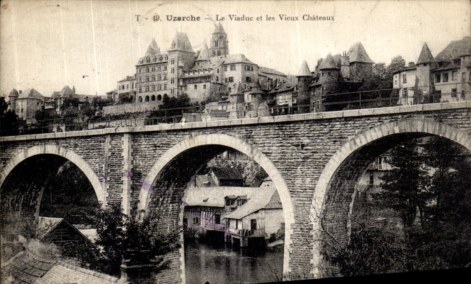 CPA Uzerche Le Viadue et les Vieux Chateau