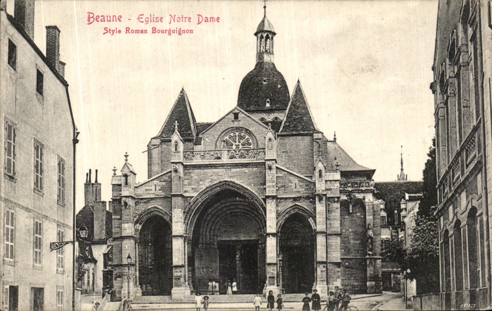 CPA Beaune Eglise Notre Dame Style Roman bourguignon 