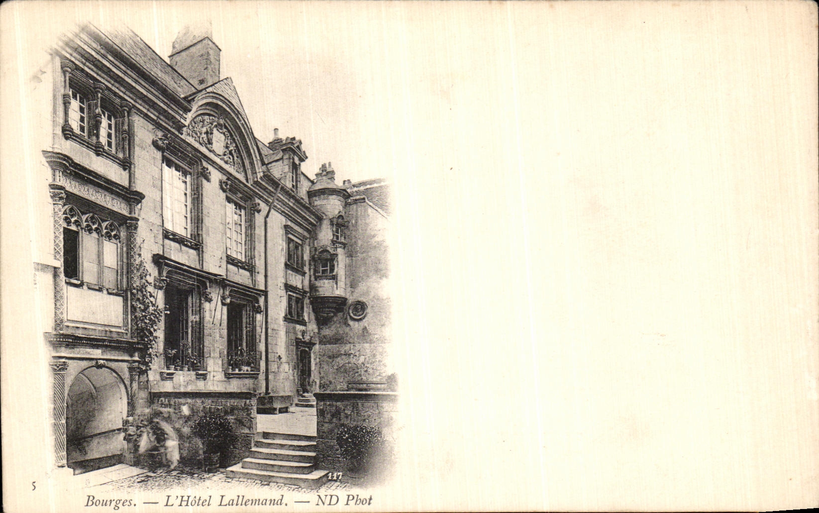 CPA Bourges L Hotel Lallemand