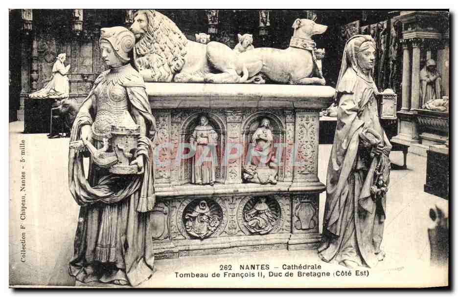 CPA Nantes Cathedrale Tombeau de Francois II Duc de Bretagne Lion