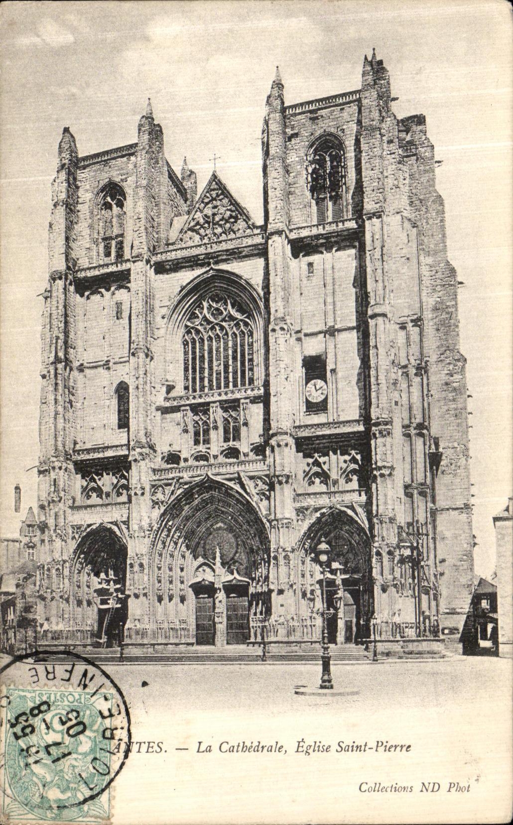 CPA Nantes Le Cathedrale Eglise Saint Pierre