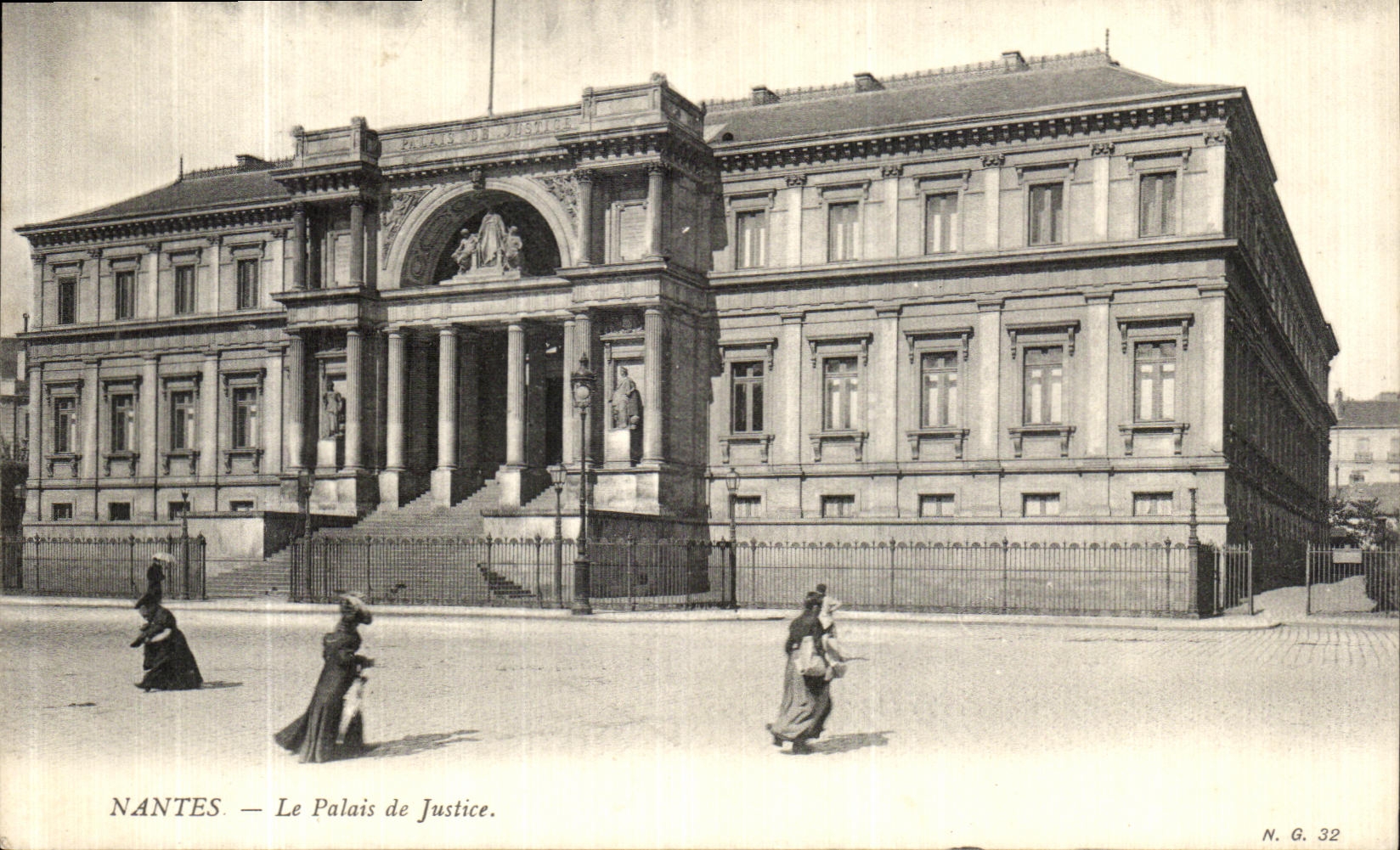 NANTES — Le Palais de Justice — N.G. 32