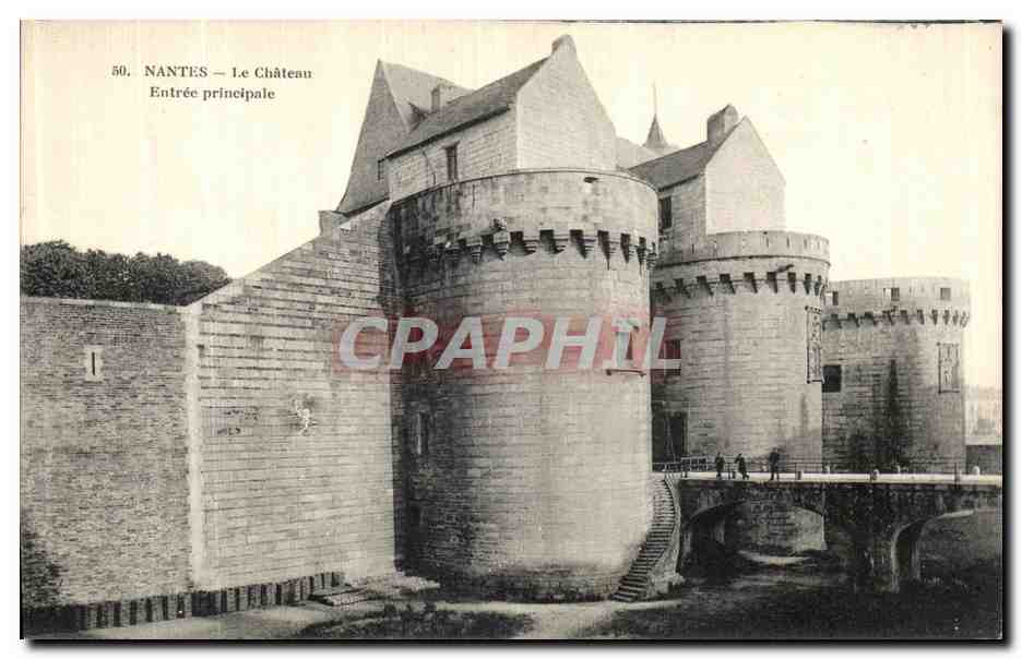 CPA Nantes Le chateau entree principale