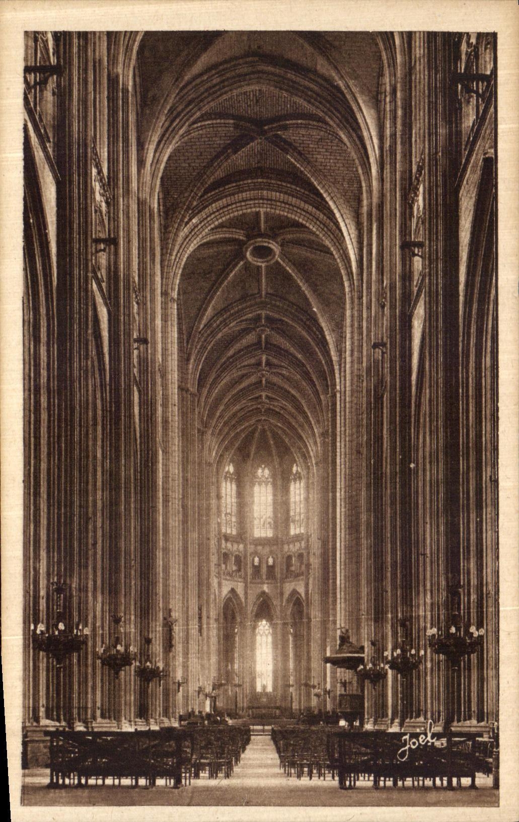CPA Nantes Interieur de la Cathedrale La Grande Nef 