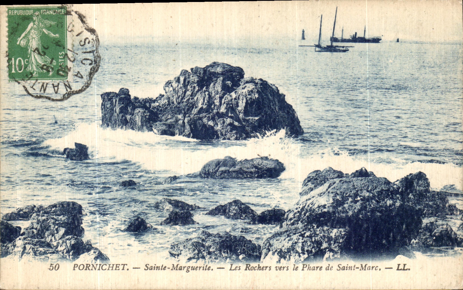 CPA Pornichet Sainte Marguerite Les Rochers Vers Le Phare de Sainte Marc 