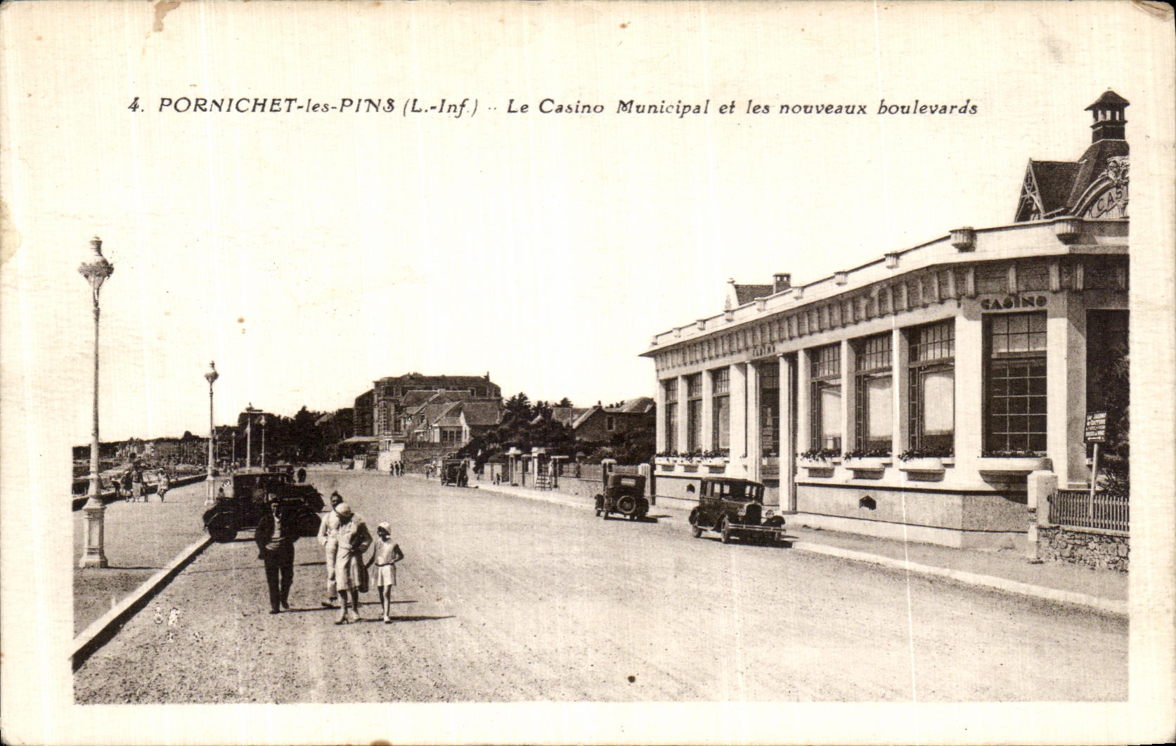 CPA Pornichet Le Casino Municipal et Les Nouveaux Boulevards