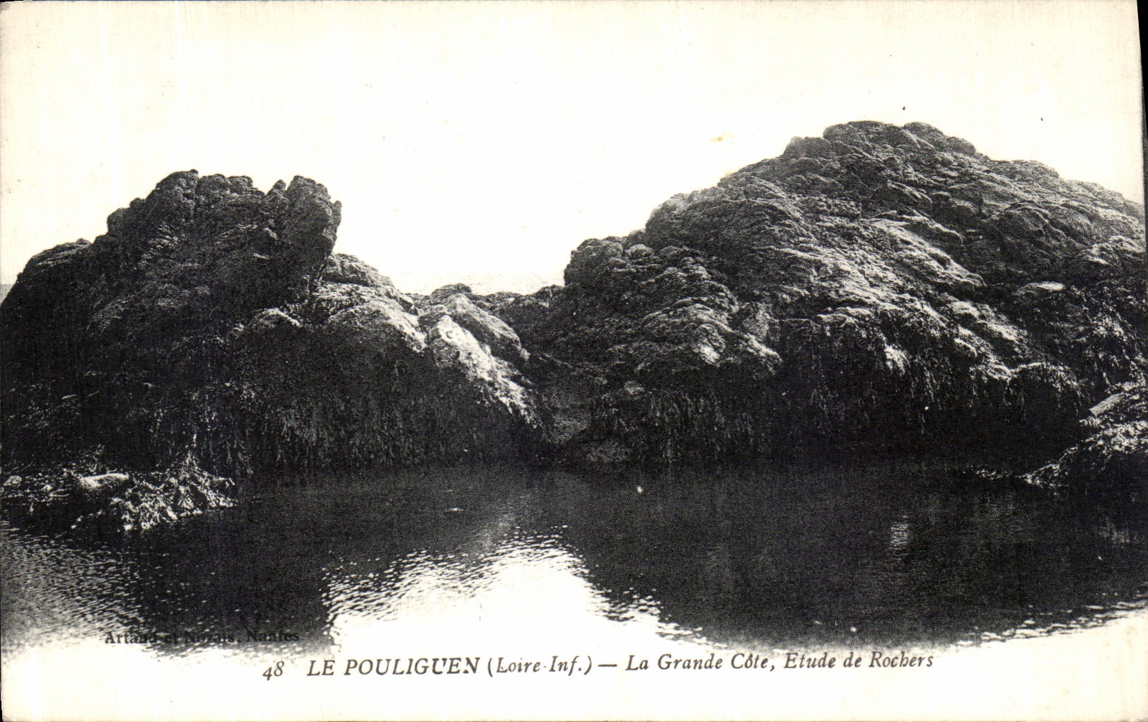 CPA Le Pouliguen La Grande Cote Etude de Rochers 