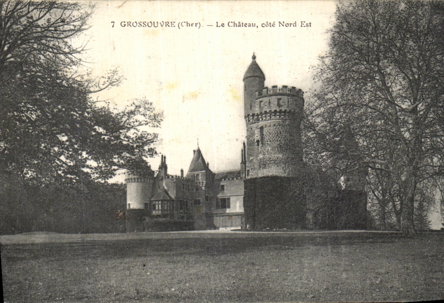 CPA Grossouvre Le Chateau Cote Nord Est 