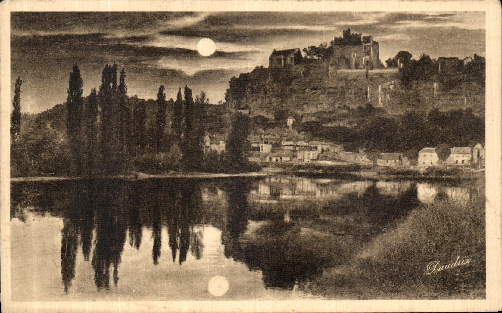 CPA Chateau Feodal de Beynac et Village Clair de lune