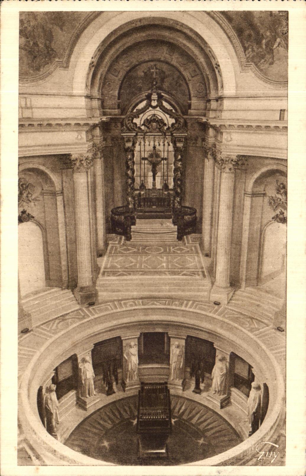 CPA Notre Beau Paris Invalides La Chapelle et le Tombeau de Napoleon Napoleon 1er