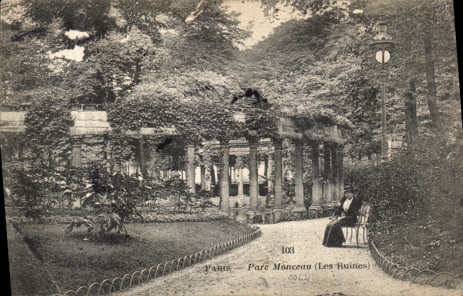CPA Paris Parc Monceau Les Ruines