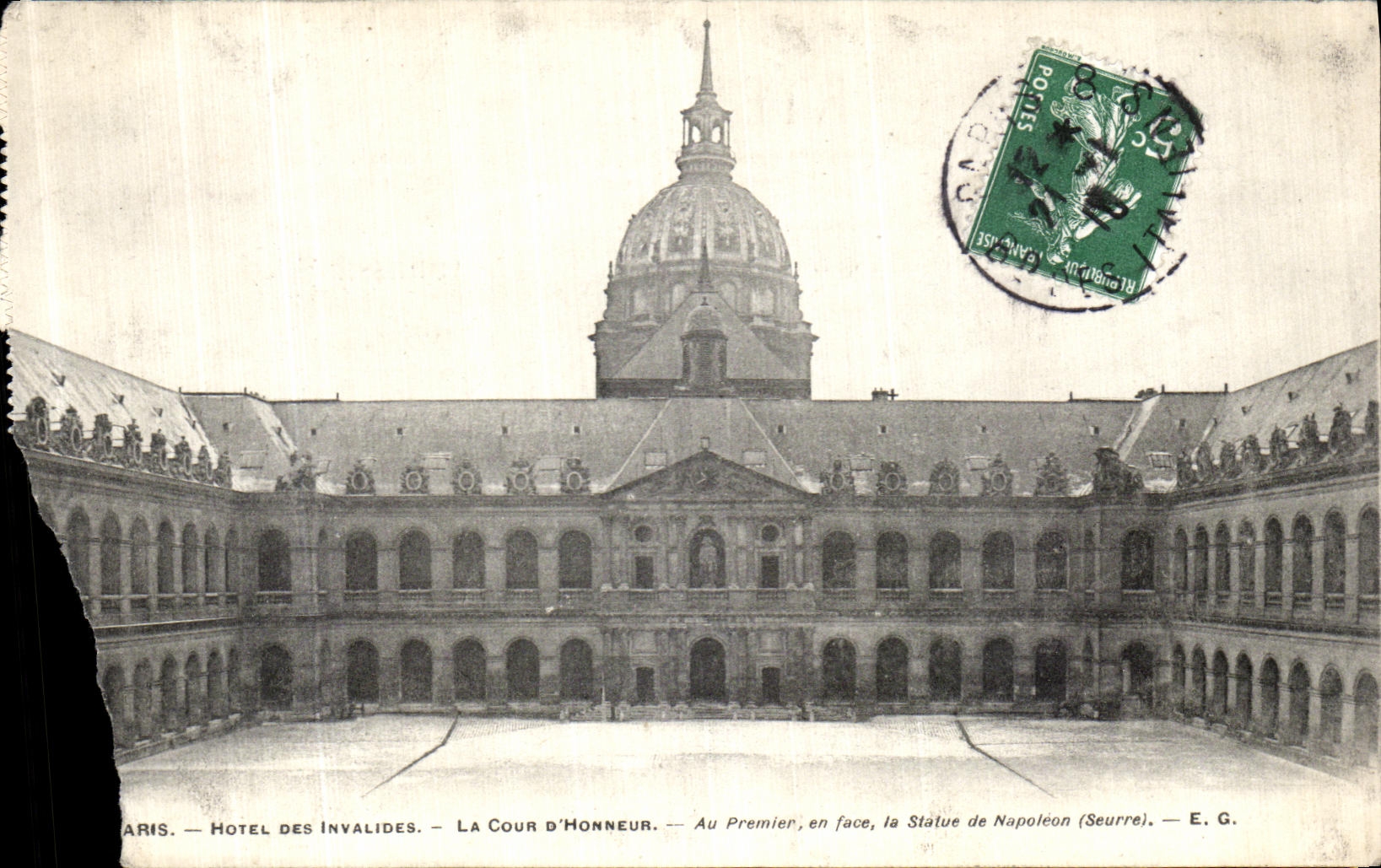 CPA Paris L Hotel des Invalides La Cour D Honneur