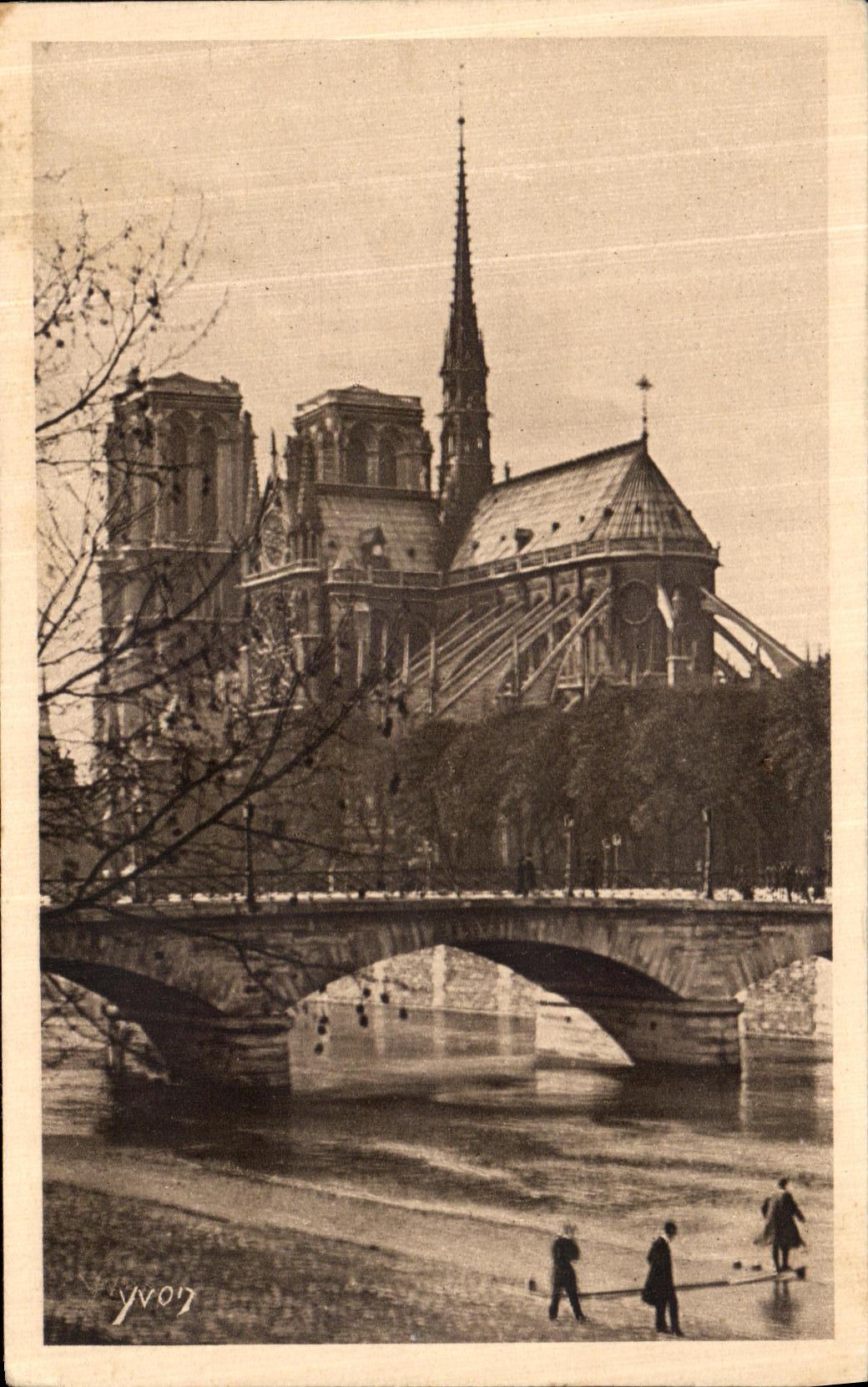CPA Paris L Abside De Notre Dame 