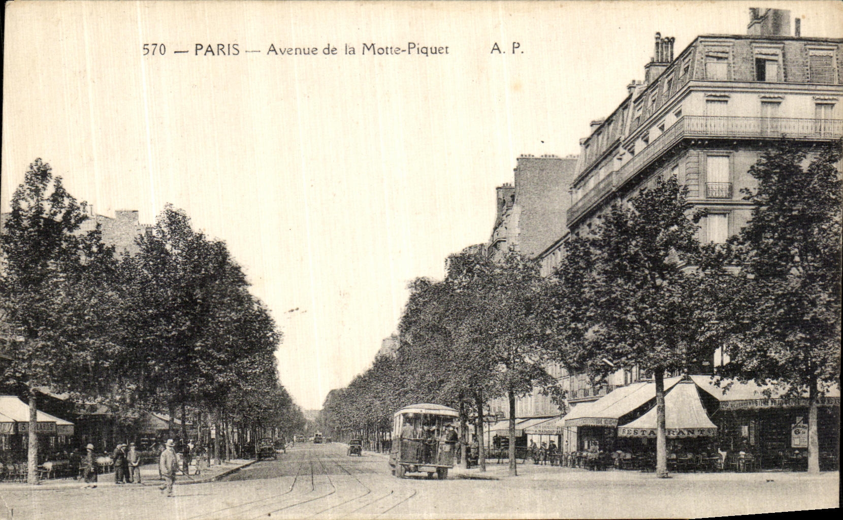 CPA Paris Avenue de la Motte Piquet