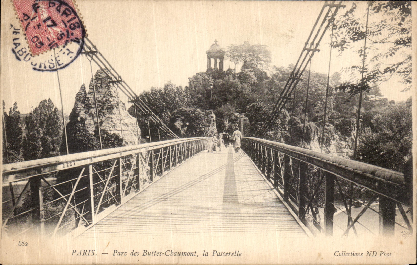 CPA Paris Parc des Buttes Chaumont La Passerelle