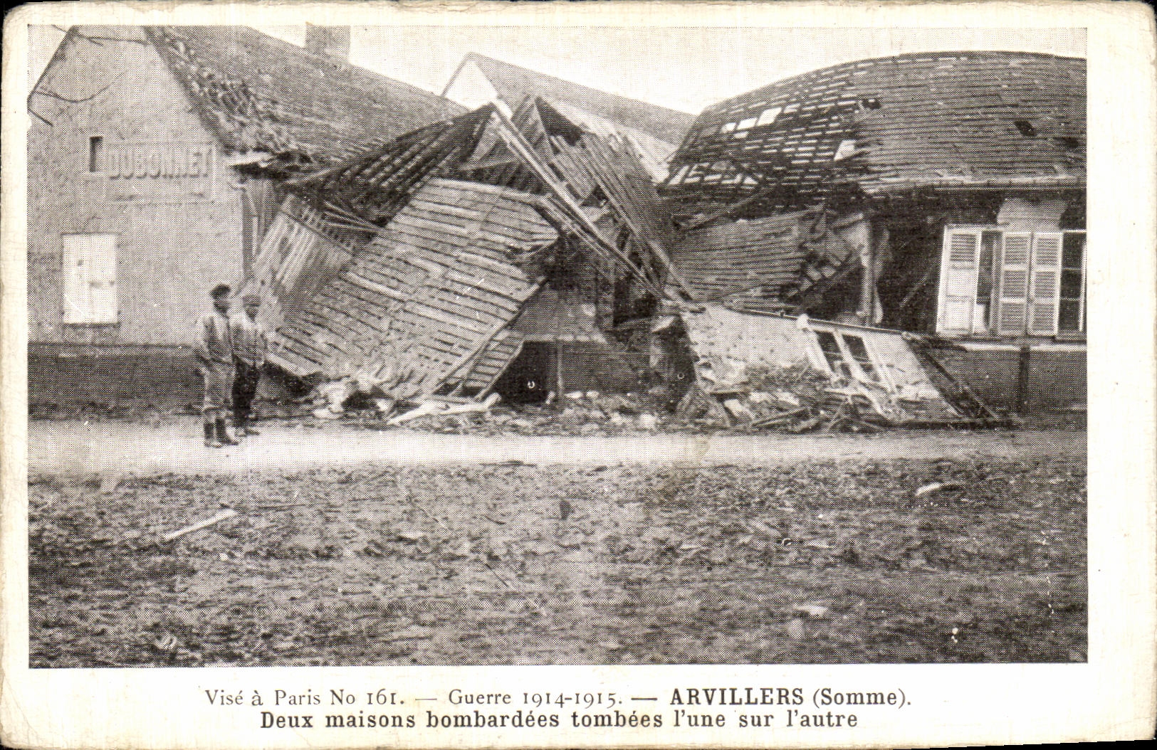 CPA Arvillers Deux Maisons Bombardees Tombees Militaria