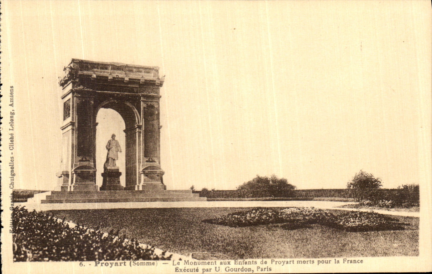 Proyart (Somme) — Le Monument aux Enfants de Proyart morts pour la France — Exécuté par U. Gourdon, Paris