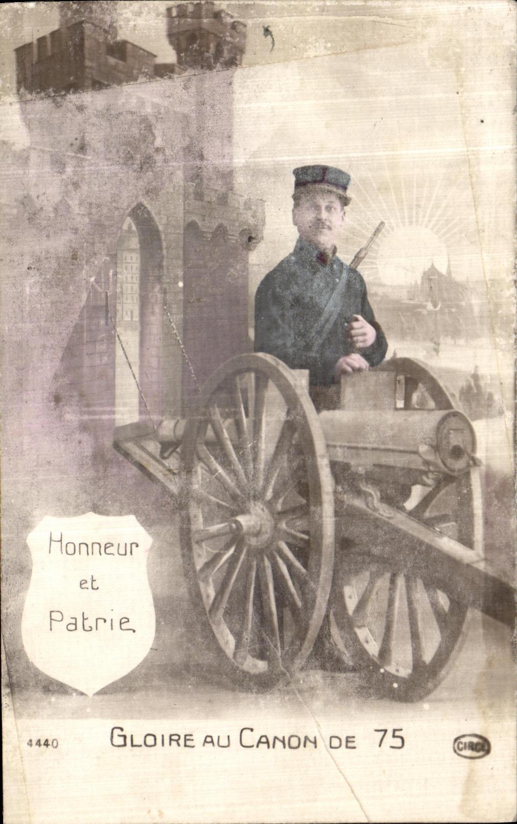 CPA Honneur et Patrie Gloire Au Canon de 75