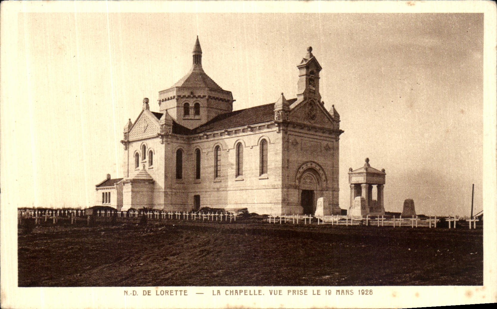 Notre-Dame de Lorette — La chapelle — vue prise le 19 mars 1928