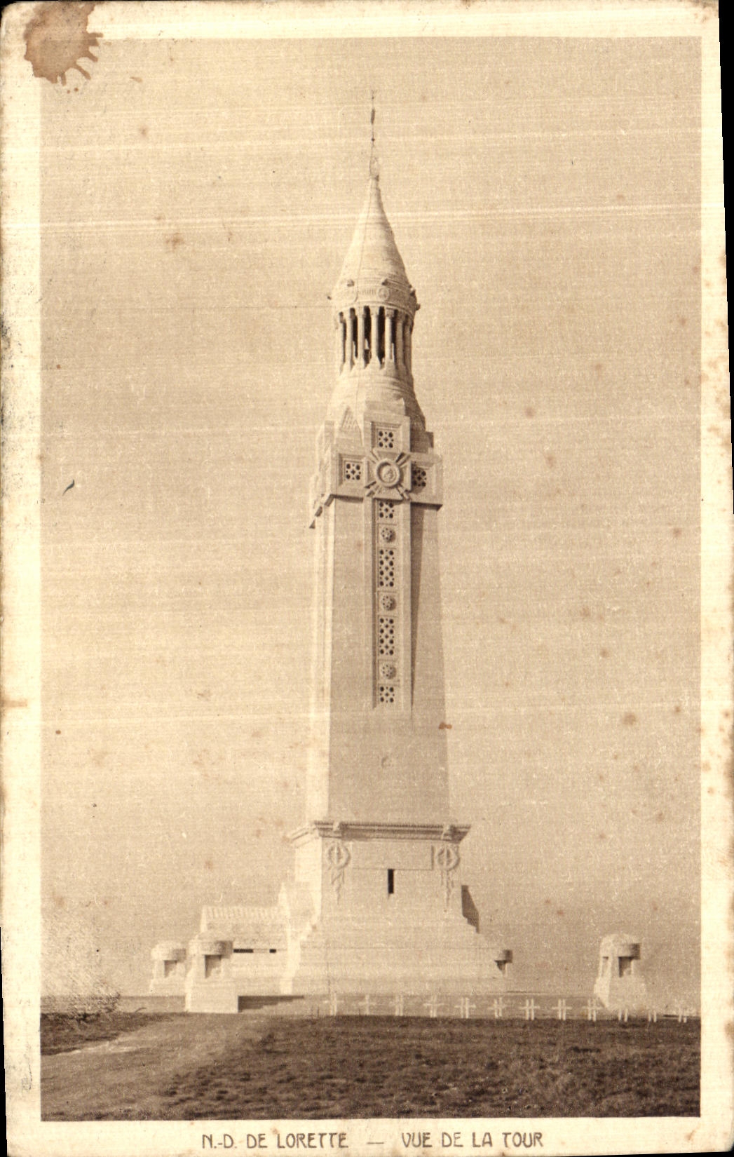 CPA N D de Lorette Vue de la Tour 