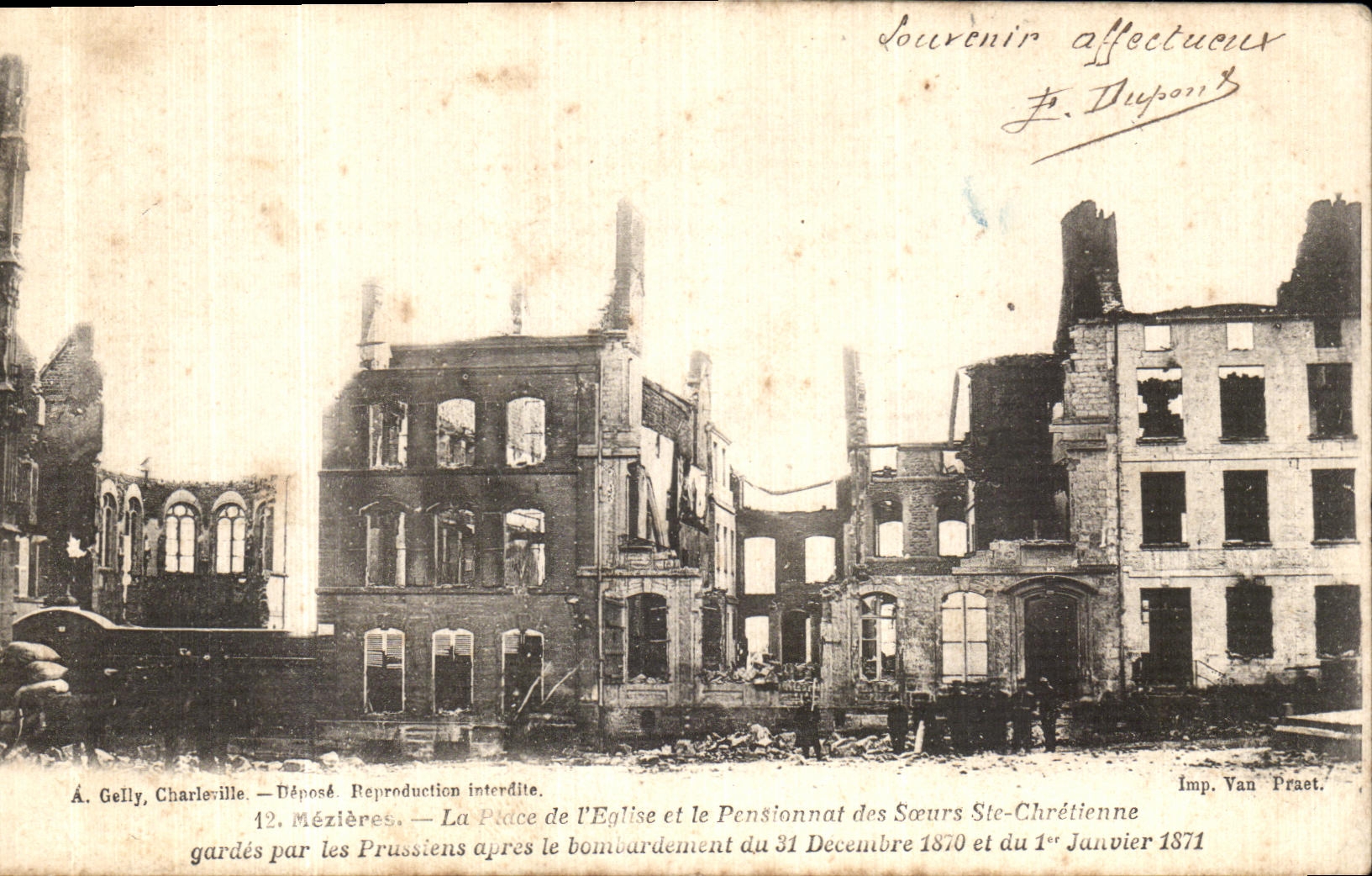 CPA Mezieres La Place de L Eglise et Le Pensionnat des Soeurs Ste Chretienne Militaria