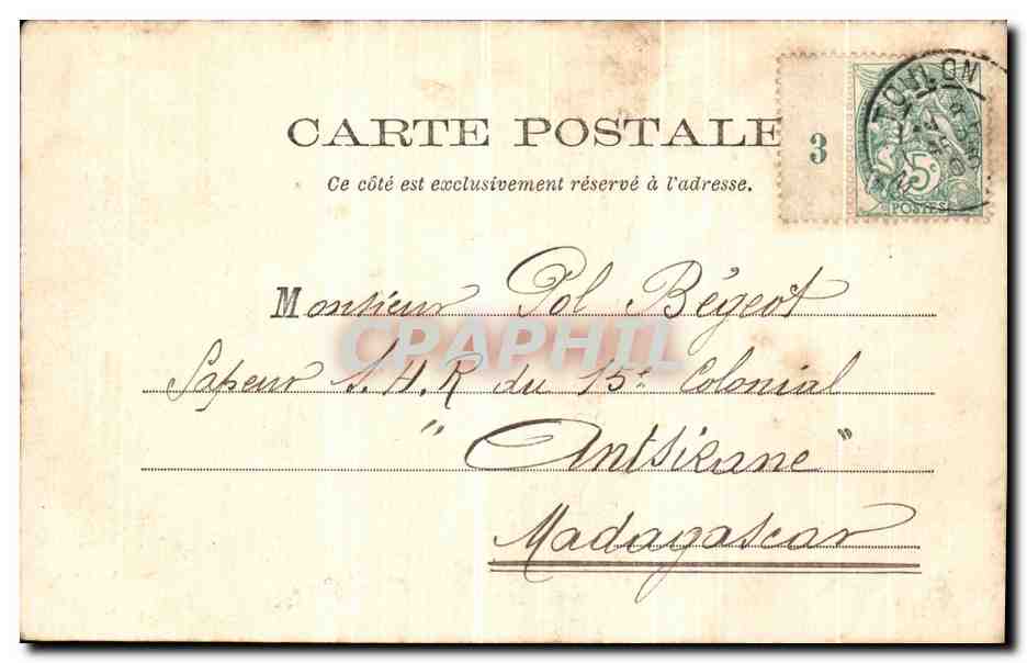 CPA Mezieres La Place de L Eglise et Le Pensionnat des Soeurs Ste Chretienne Militaria — Rückseite