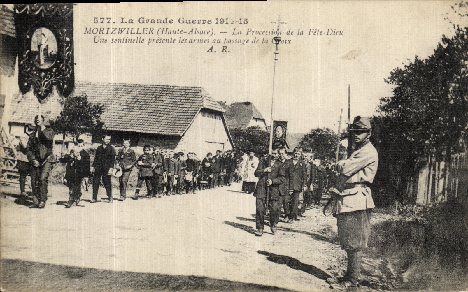 Mortzwiller (Haute-Alsace) — La Procession de la Fête-Dieu — A.R. n°577