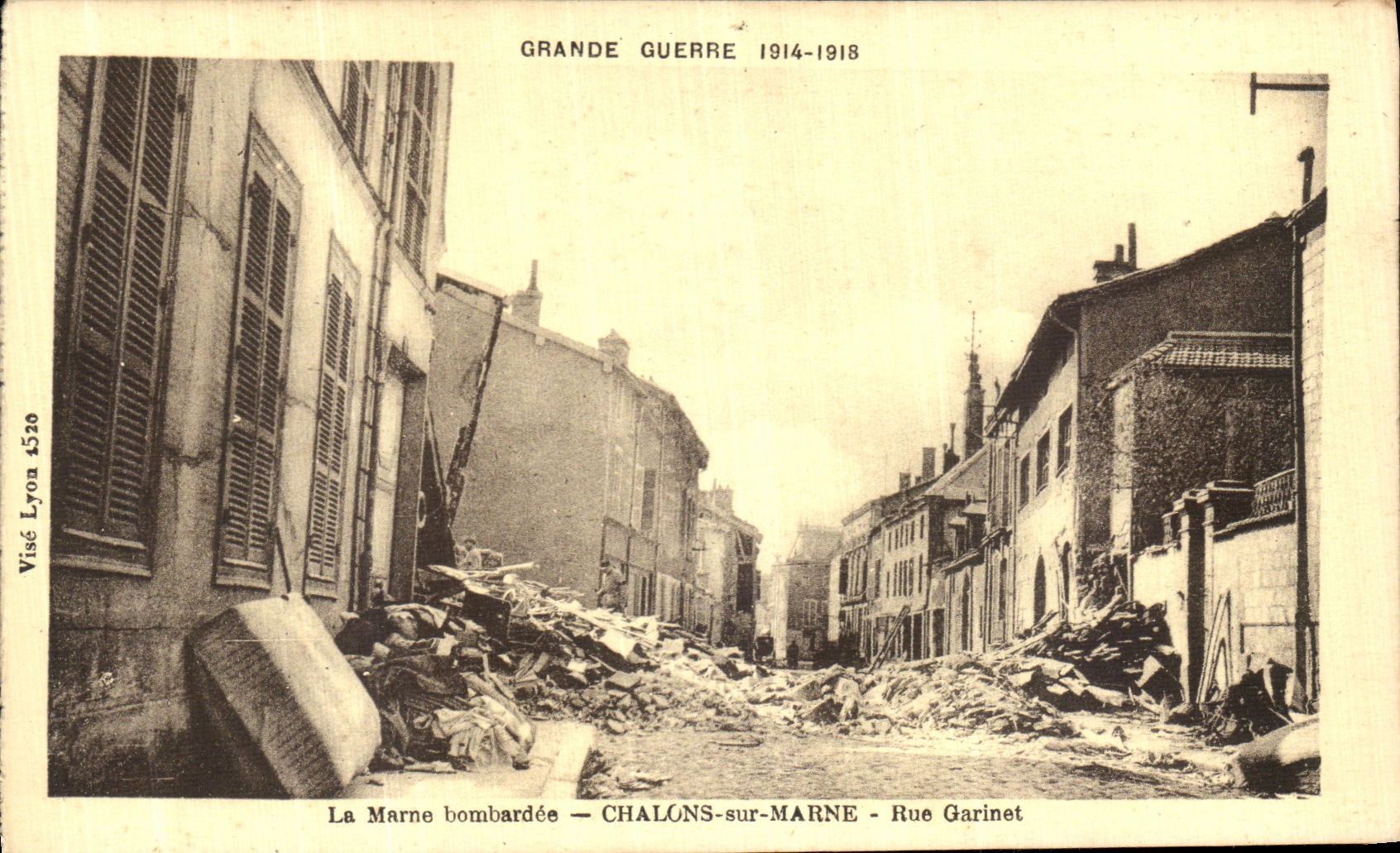 CPA La Marne Bombardee Chalons Sur Marne Rue Garinet Militaria 