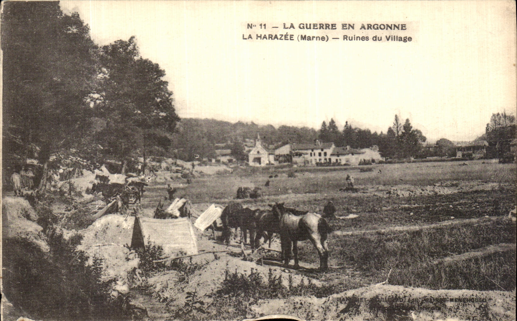 CPA Guerre En Argonne La Harazee Ruines du Village