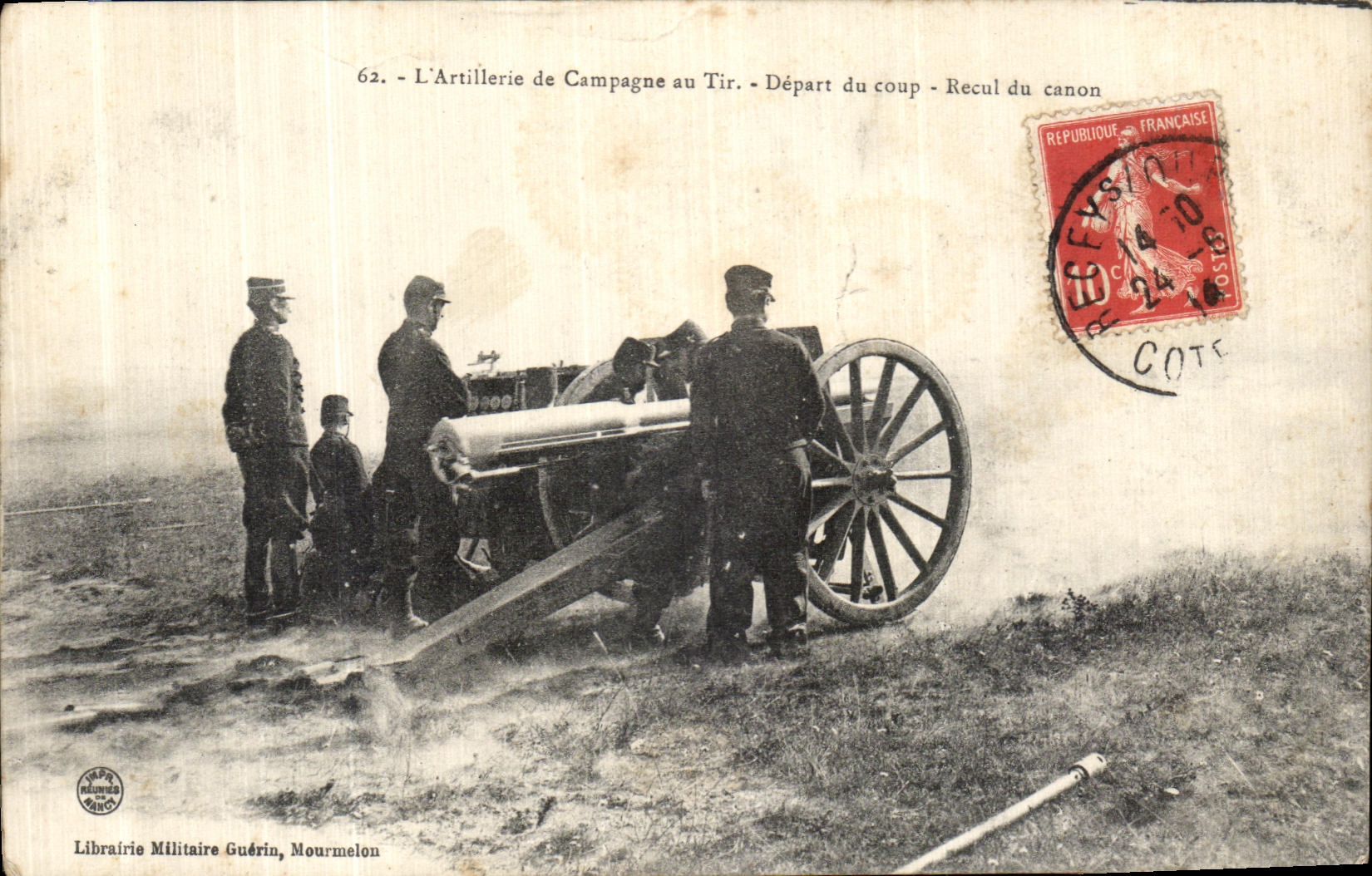 CPA L Artillierie de Campagne au Tir Depart du coup Recul du Canon Militaria