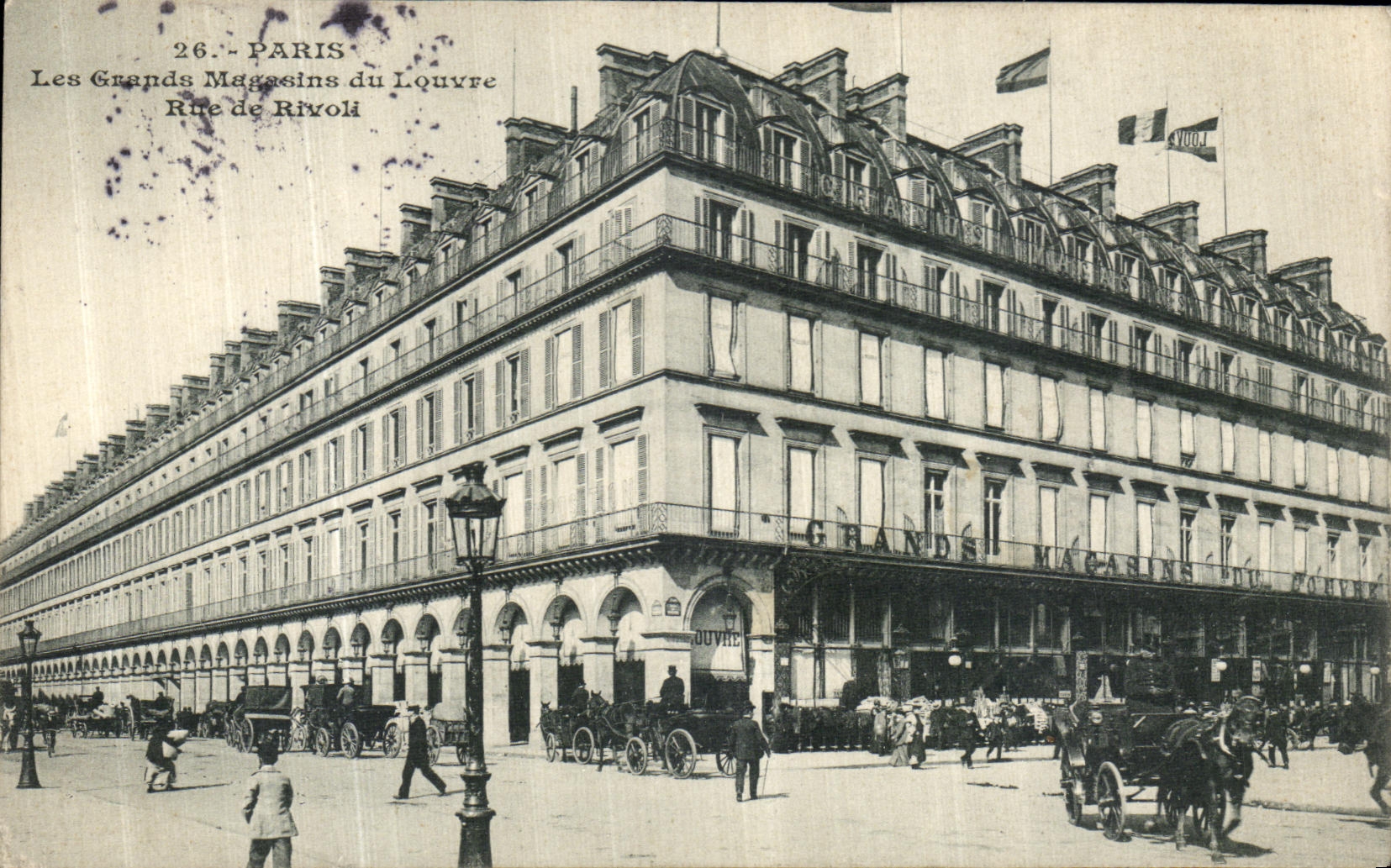 CPA Paris Les Grands Maessins du Louvre Rue De Rivoli