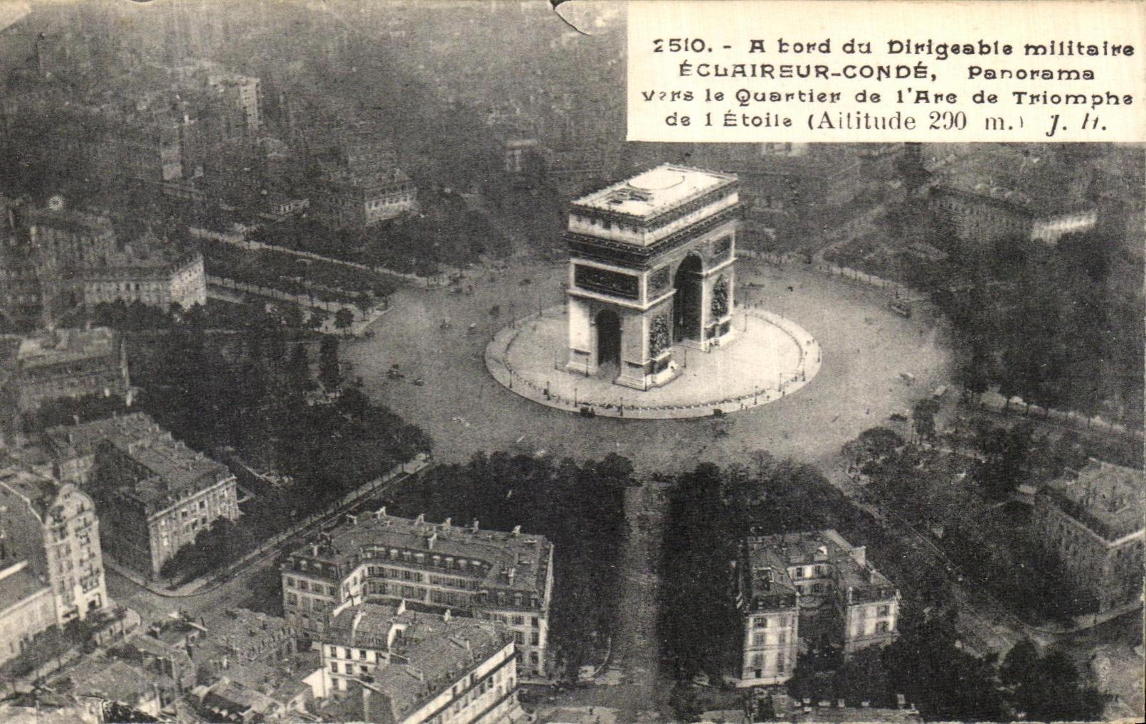 CPA A bord du Dirigable Militaire Eclaireur Conde Panorama Vers le Quartier de L Arc de Triomphe 