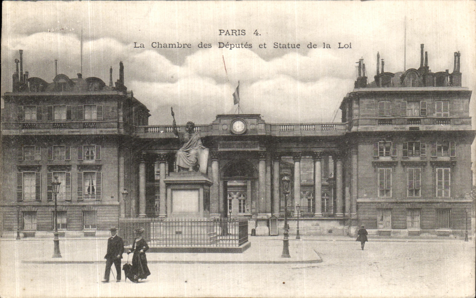 CPA Paris La Champre des Deputes et Statue de la Loi