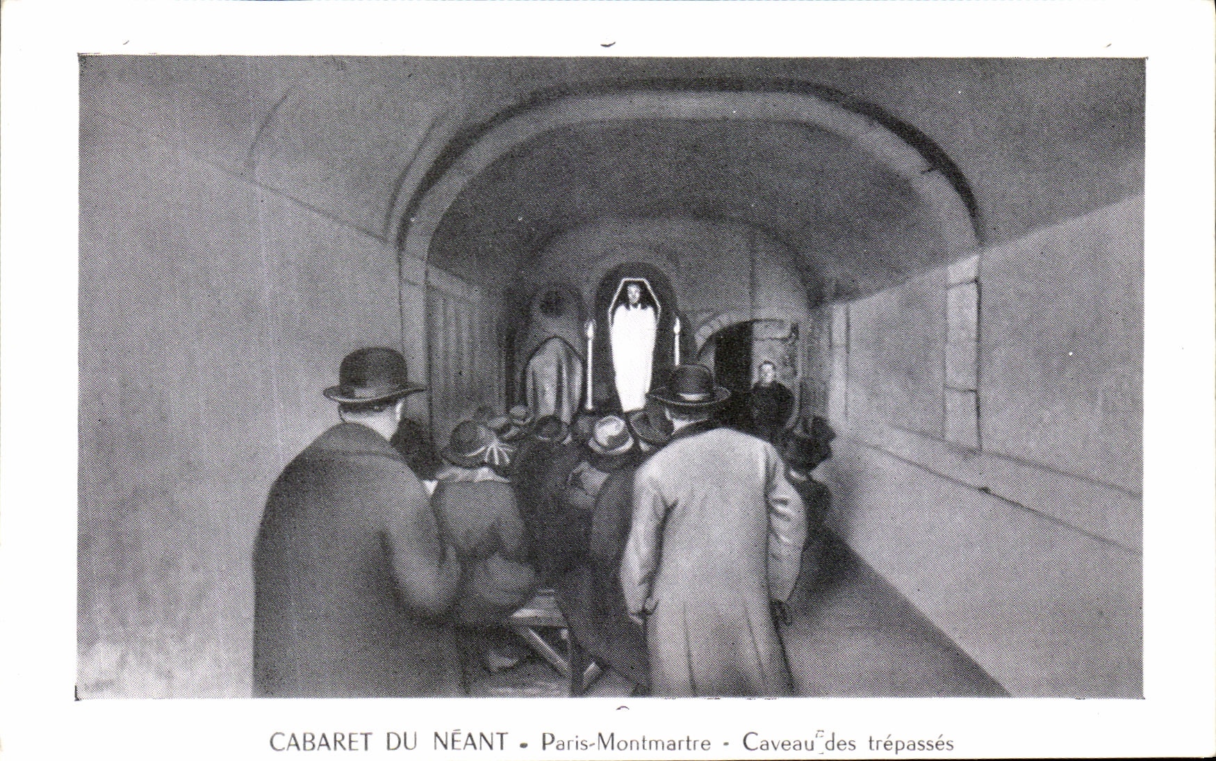 CPA Paris Cabaret Du Neant Montmartre Caveau des Trepasses