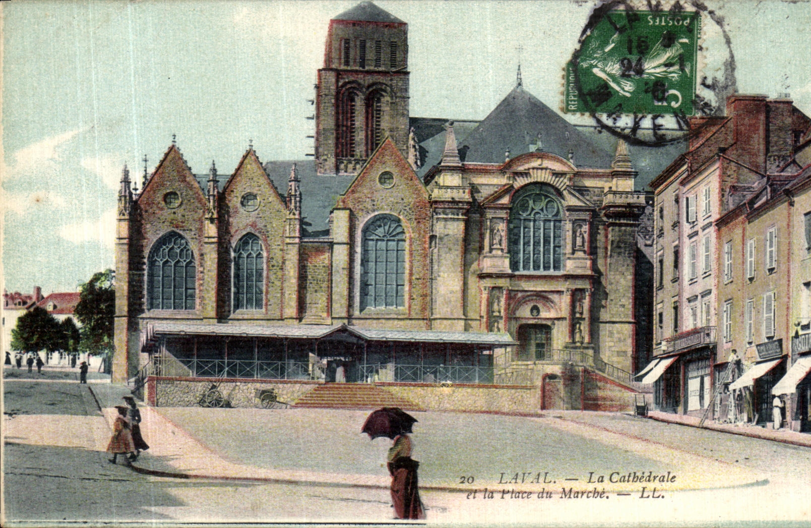 CPA Laval La Cathedrale et la place du marche 