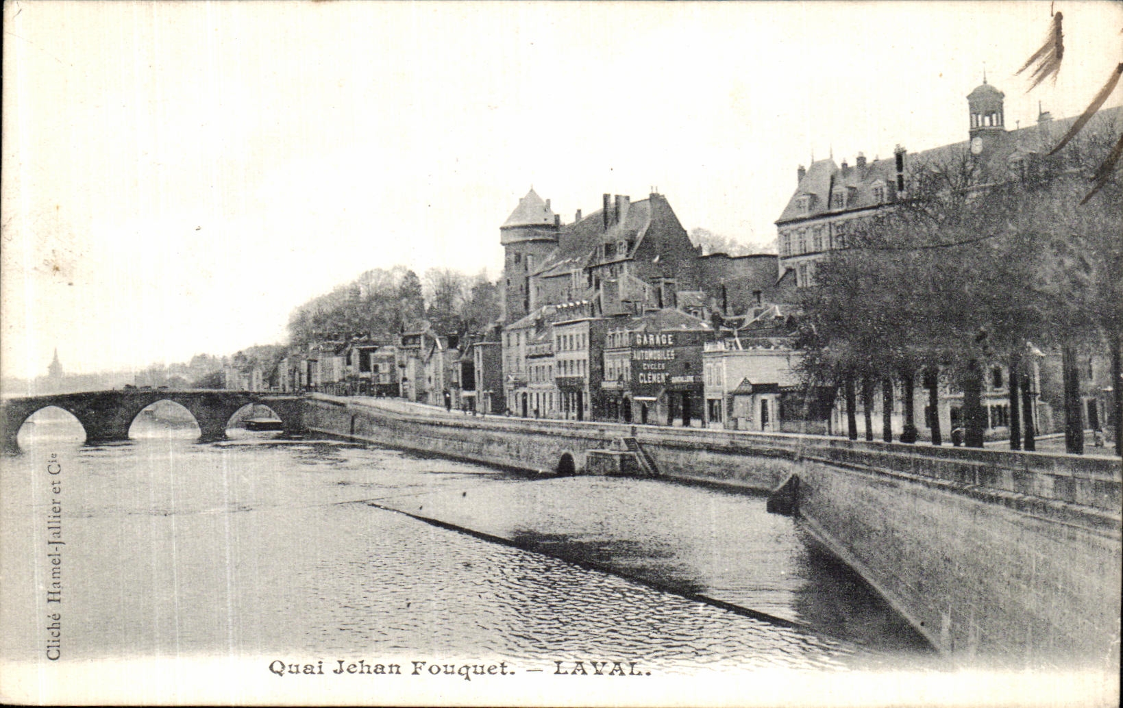 CPA Laval Quai Jehan Fouquet 